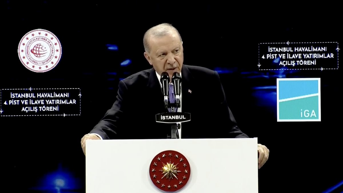 Erdoğan'dan İstanbul Havalimanı'nda açıklamalar