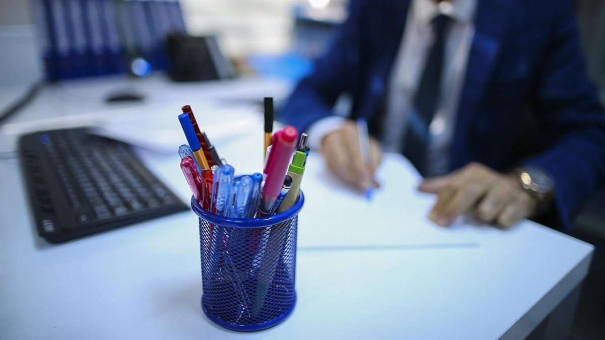 Görevde yükseldi, 7 günlük izin hakkını kaybetti