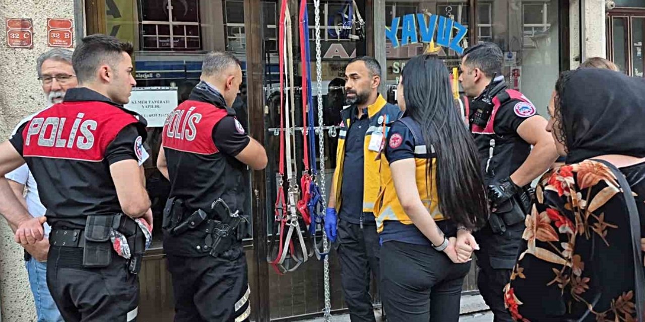 Öldü sanılan esnaf bakın nerden çıktı