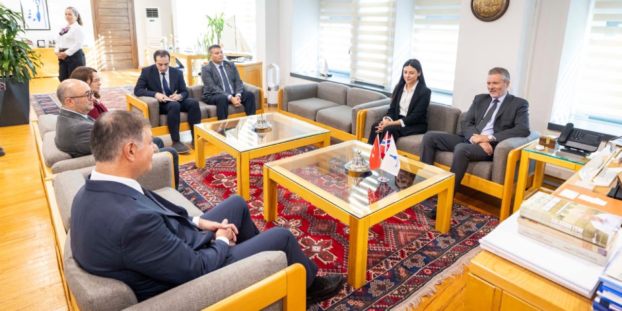 Norveç Büyükelçisi Gaarder’dan İzmir Büyükşehir Başkanı Tugay’a ziyaret