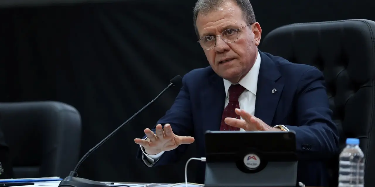 Mersin Büyükşehir Belediye Başkanı gözaltına alındı