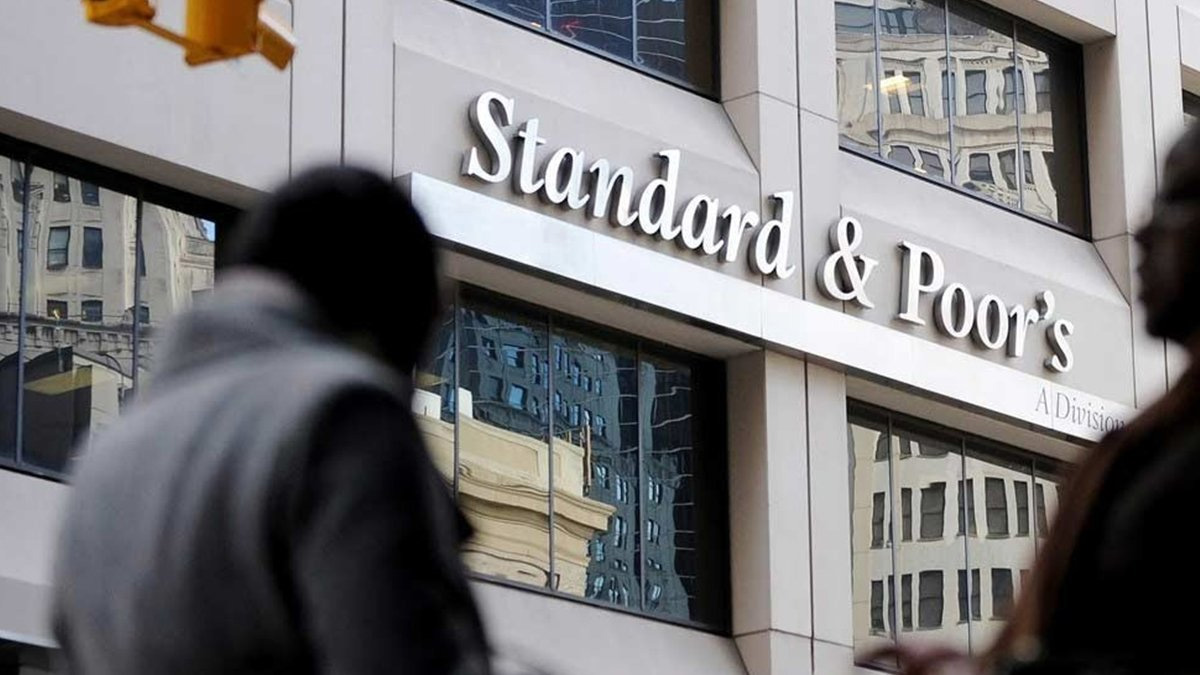 S&P'den Türkiye'nin kredi notuna ilişkin 'fon' mesajı: Aşağı yönlü baskı beklenmiyor