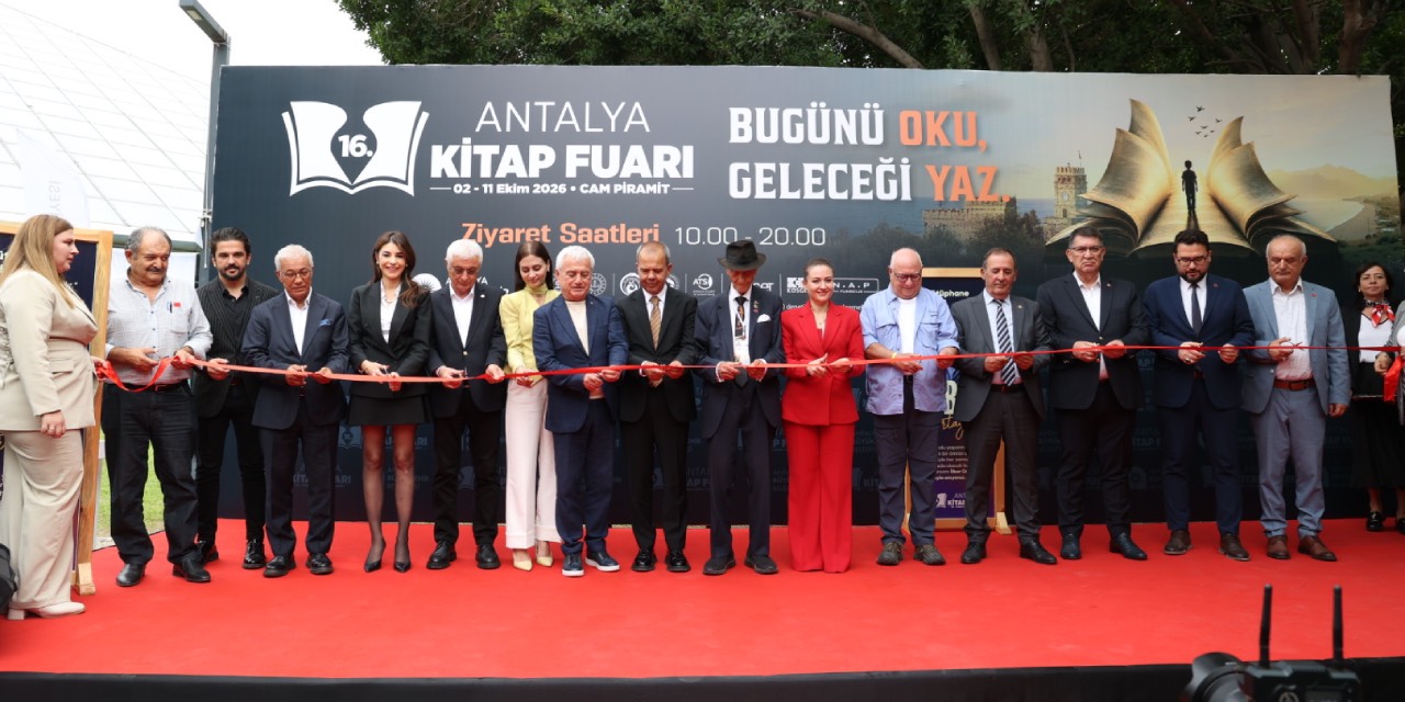 16. Antalya Kitap Fuarı kapılarını açtı