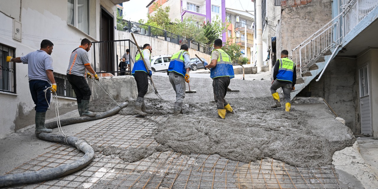 Bornova’da Çamkule Mahallesi’ndeki yokuş güvenli hale getirildi