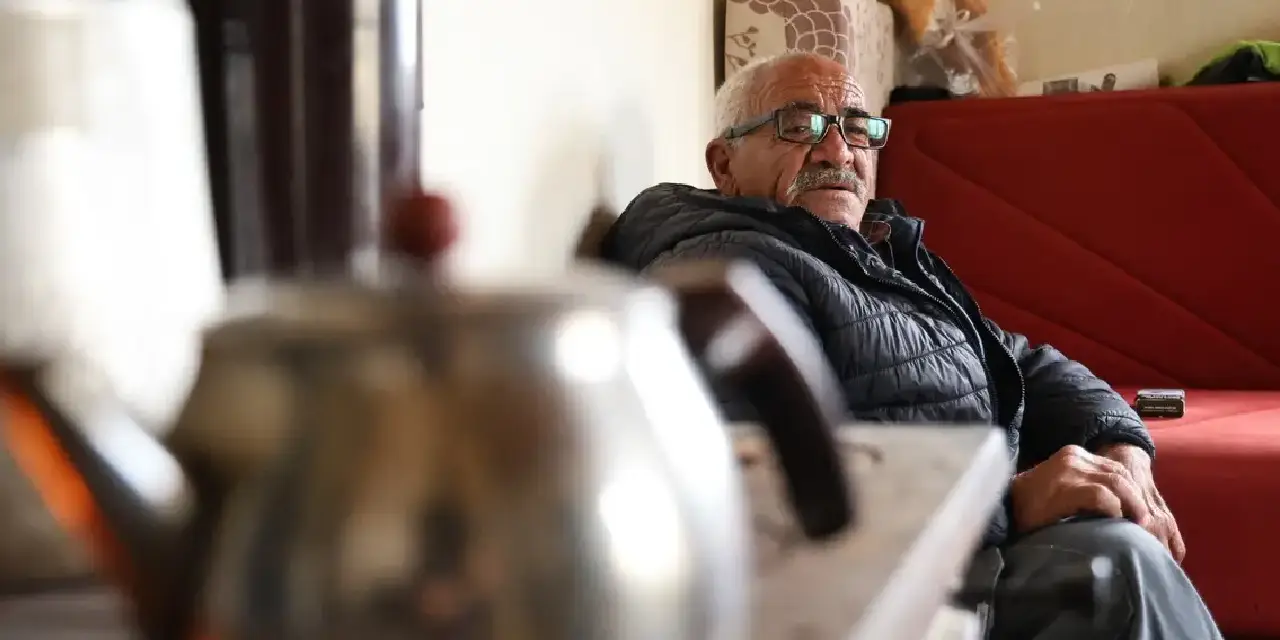 180 haneli köyde tek başına yaşıyor: 11 yıldır kimse yok