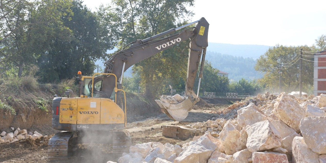 Bursa’da Hasanağa ve Ürünlü derelerinde ıslah çalışması