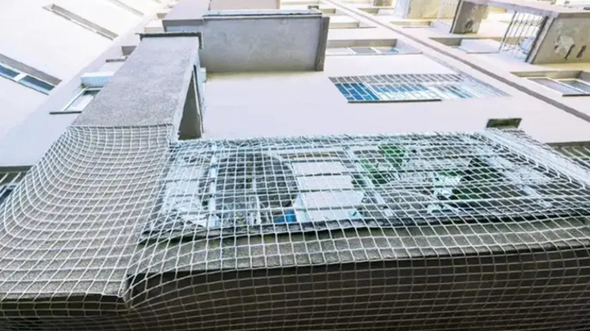 İstanbul'un göbeğinde korkutan görüntü: Betonlar dökülüyor, binalar boşaltılmıyor