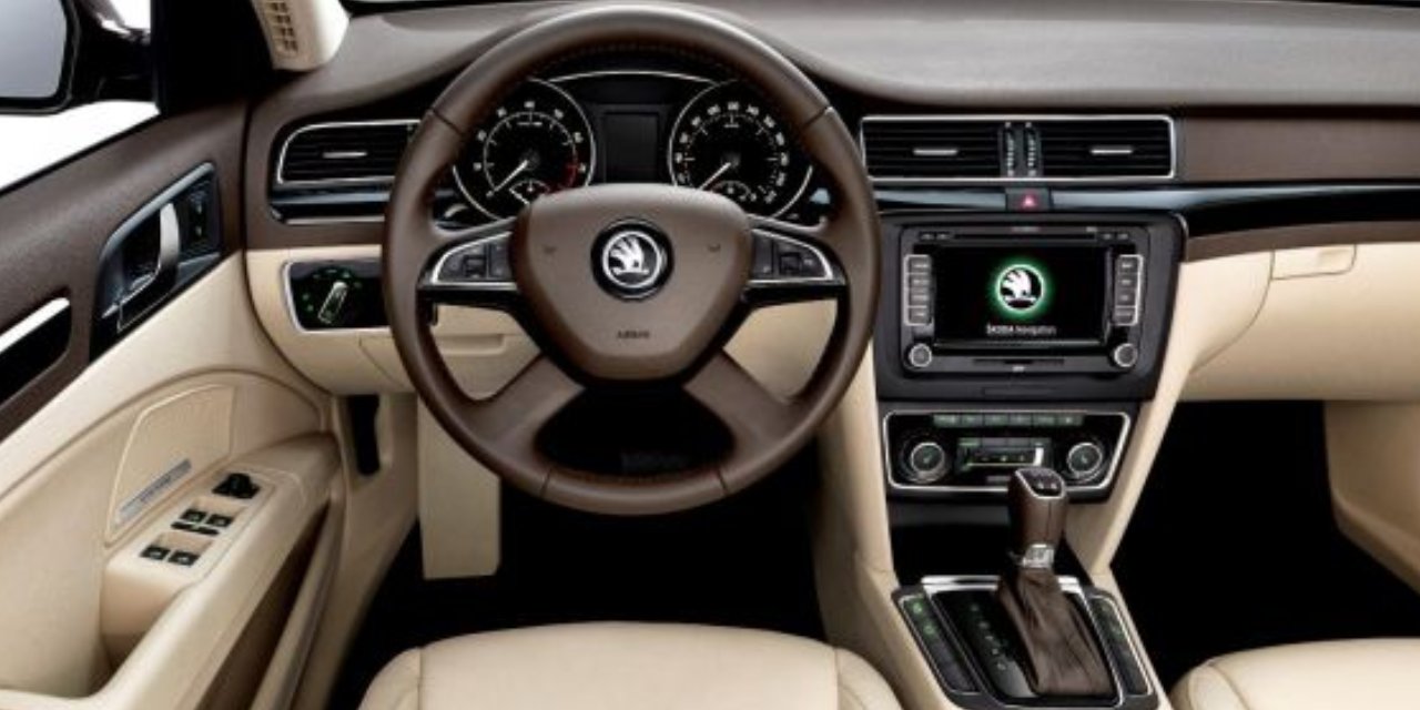 Skoda’nın 4 modeli geri çağrılıyor: Direksiyon sisteminde büyük risk