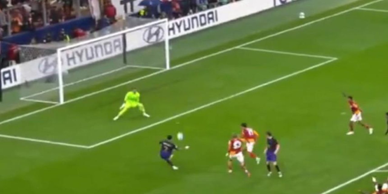 RAMS PARK'taki Galatasaray - Barcelona maçında Cancelo’nun hareketi ortalığı karıştırdı