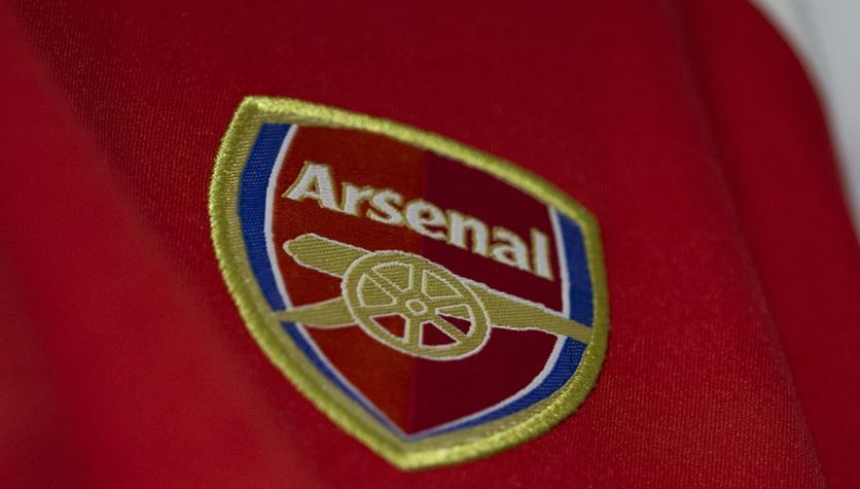 Arsenal'de yaprak dökümü yaşanıyor