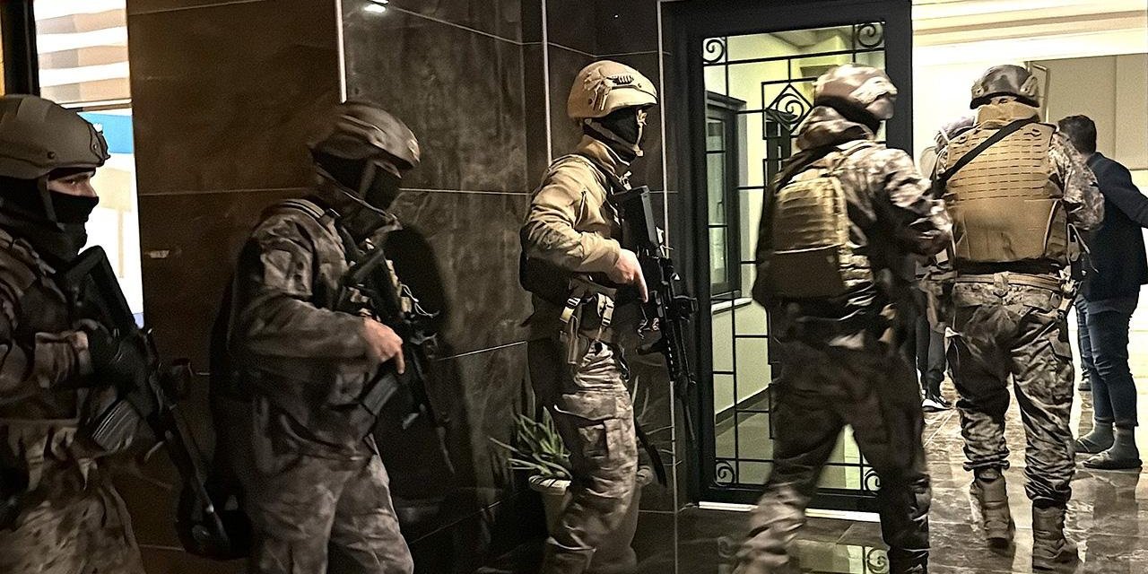 Başkasının banka hesabını ve GSM hattını kullanan yasa dışı bahis ağı çöktü: 119 yakalama kararı