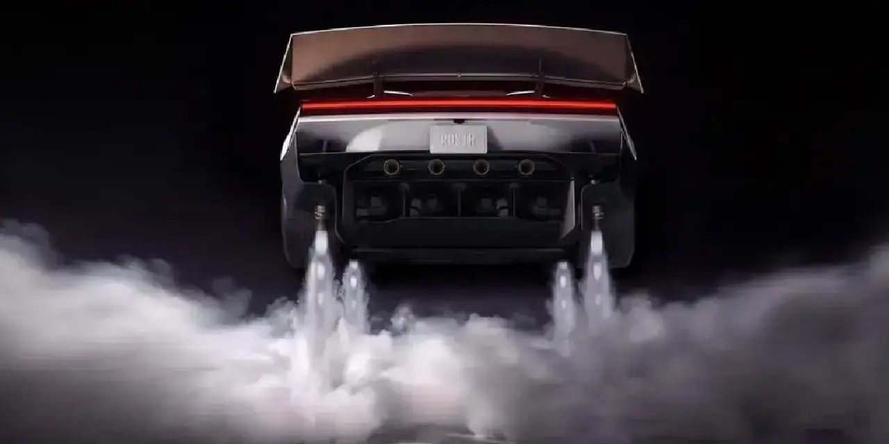 Araba havalandı: Tesla’nın uçan otomobili Roadster tanıtıldı