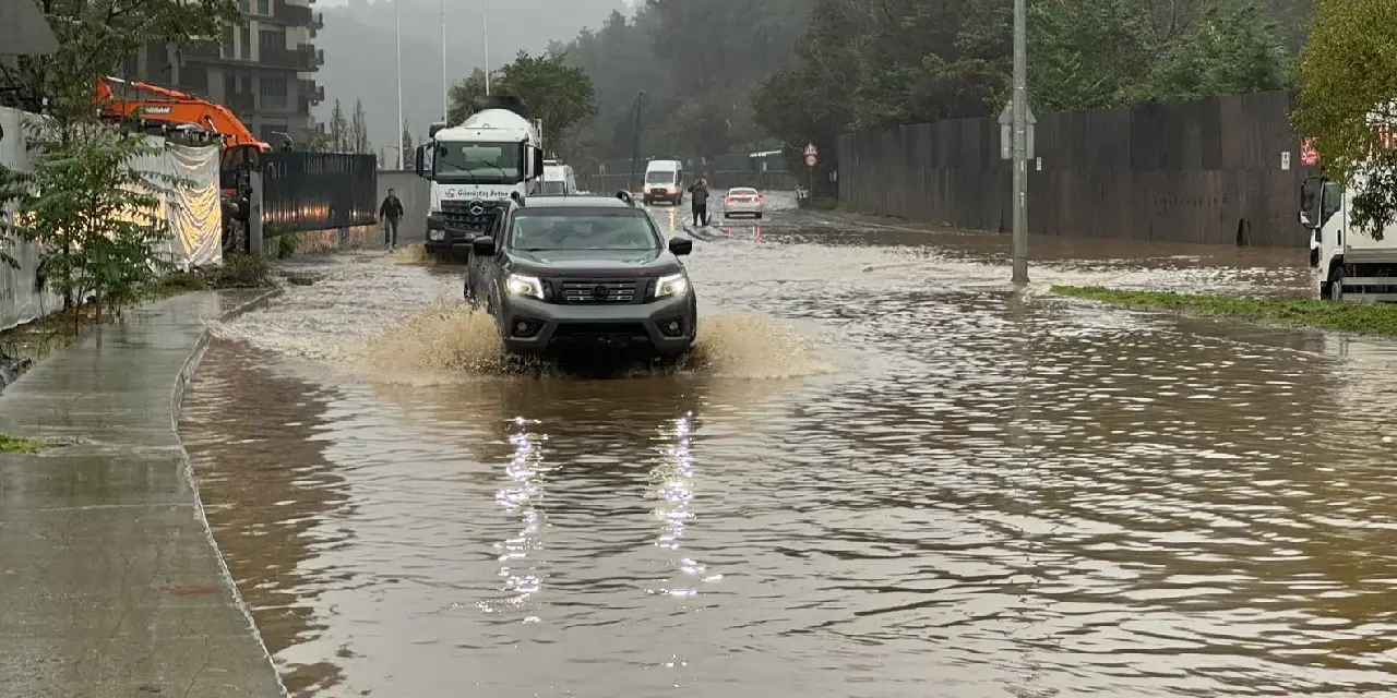 AKOM’dan İstanbul için yeni uyarı: O ilçelerde şiddetli yağış alarmı verildi