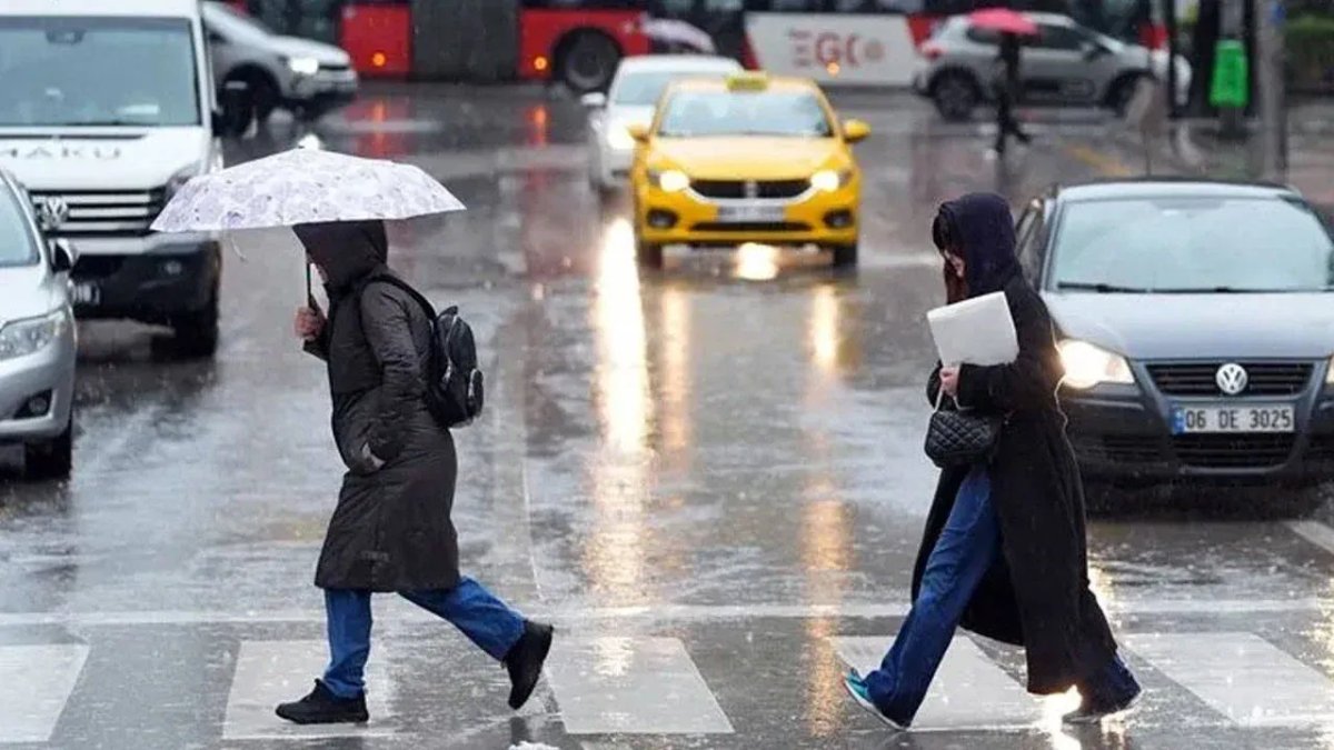 Sağanak yağış geri dönüyor: Meteoroloji il il açıkladı