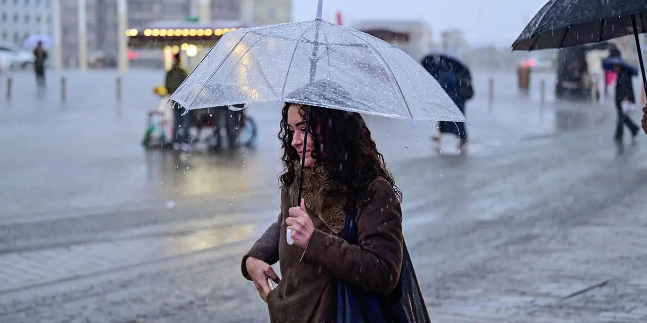 AKOM tarih verdi! İstanbullular dikkat: Perşembe başlıyor, hafta sonu hava soğuyacak
