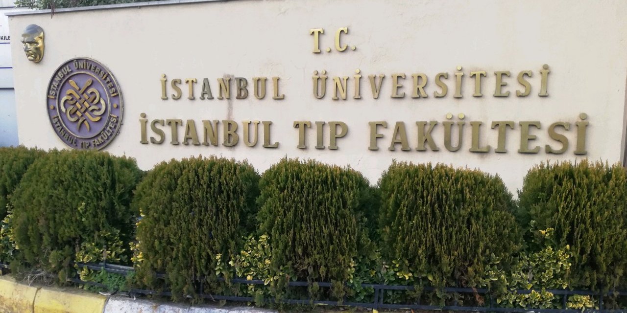 Çapa Tıp Fakültesi'nin tuvaletinde gizli görüntü skandalı! Kadın sağlık çalışanlarını aylarca kaydettiği iddia edildi