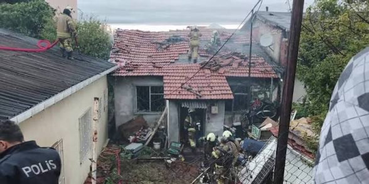 İstanbul'da yangın faciası: Aynı aileden 1 çocuk hayatını kaybetti 3 kişi ağır yaralı