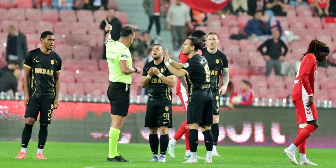 Samsunspor-Amedspor maçında alkış krizi