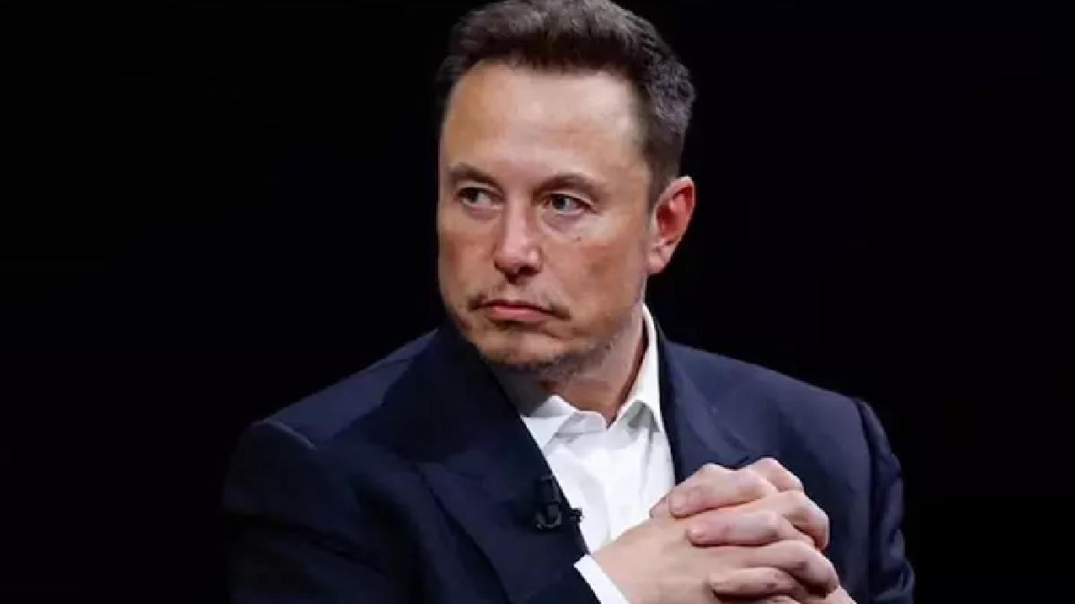 Musk'tan Ukrayna açıklaması: Starlink'in İHA saldırılarında kullanılmasına izin vermedik