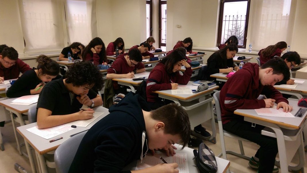 Okula devamsızlıkta yeni takip sistemi geliyor: Riskli öğrenciler erken tespit edilecek