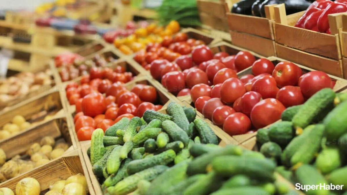 Marketlere yeni zorunluluk, stokçuluğa hapis cezası geliyor