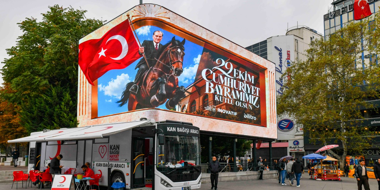 Ankara’da Cumhuriyet Bayramı çeşitli etkinliklerle kutlandı
