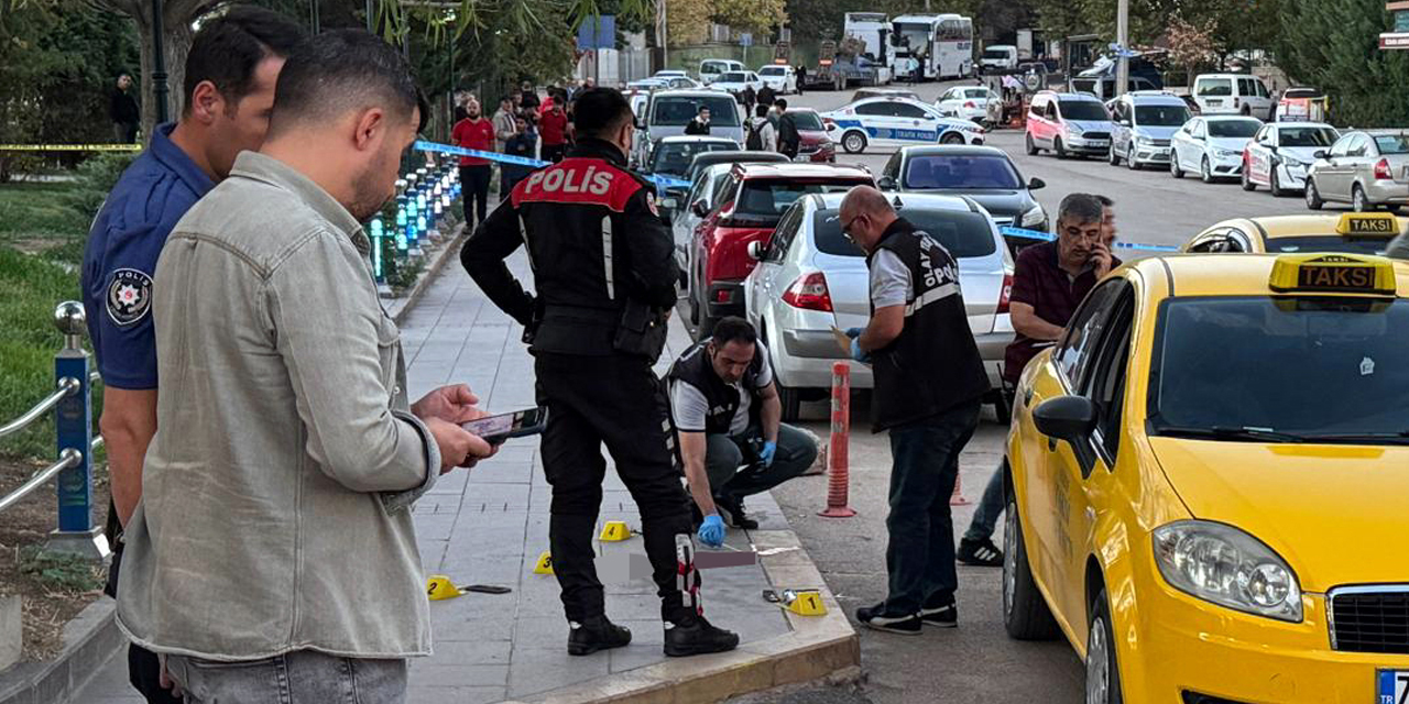 Kırıkkale'de, nişanlısını yaralayan adam önce taksi çaldı, ardından intihar etti