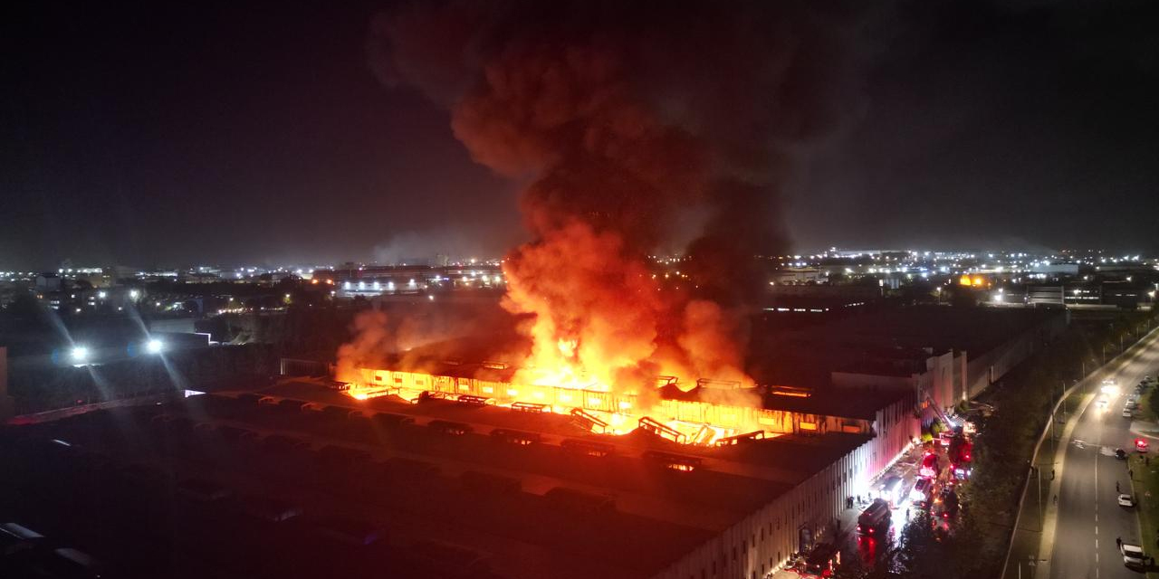 Tekirdağ'daki fabrikada çıkan yangın 9 saat sonra kontrol altına alındı