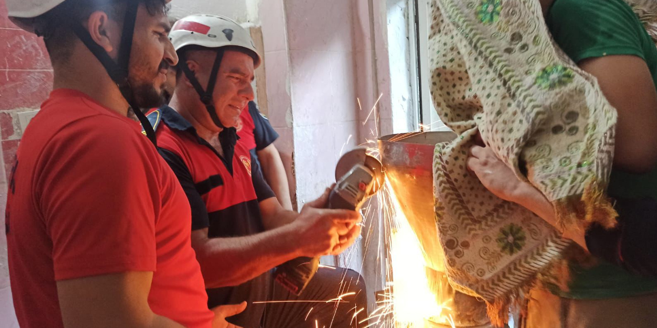 Şanlıurfa'da 13 yaşındaki çocuk hamur makinesine sıkıştı