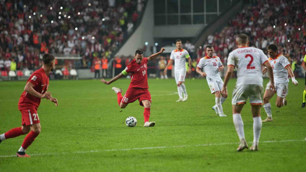 Türkiye, Karadağ'ı 1-0 yenerek sahadan üç puan ile ayrıldı