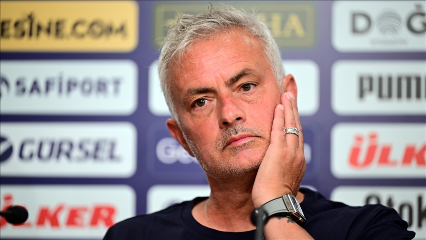 Jose Mourinho'dan beklenen değişim: Fenerbahçe'de kadro revizyonu kapıda