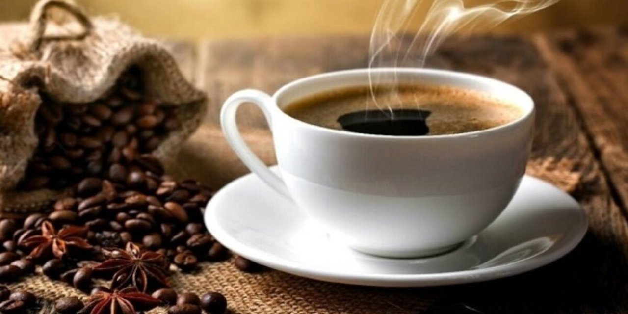 Kahvenin içine bir çay kaşığı atmak yeterli! Tatlı isteğinden eser kalmayacak