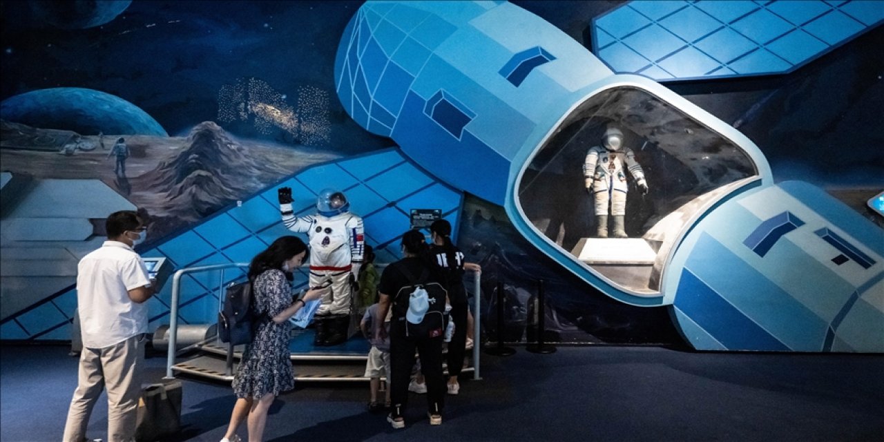 Çinli Deep Blue AerosPace, 2027 için ilk uzay turizmi biletlerini sattı