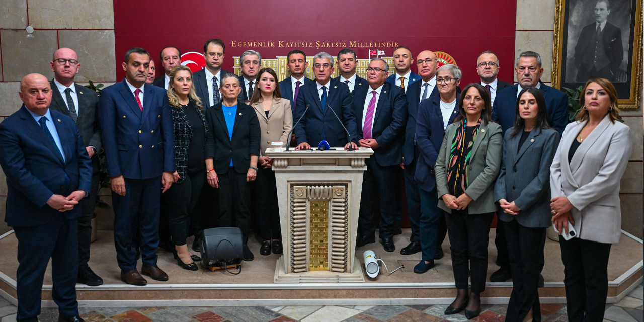 CHP, Esenyurt Belediye Başkanı Ahmet Özer'in tutuklanma istemine karşı ayağa kalkıyor