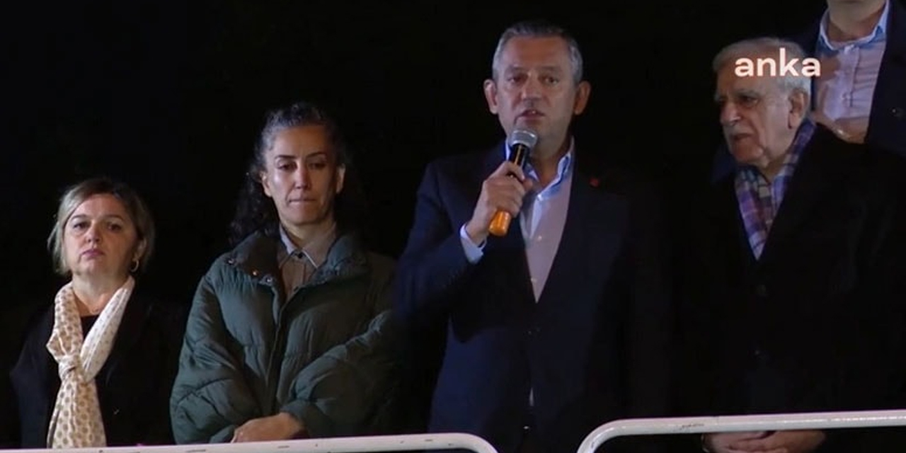 Özgür Özel: Mardin'in Belediye Başkanına Erdoğan karar veremez