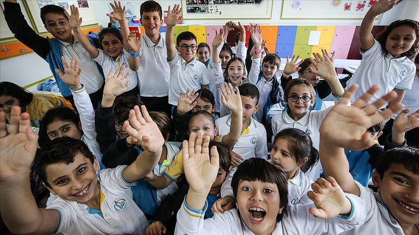 Son ders zili çaldı: Öğrencilerin ilk ara tatili bugün başlıyor