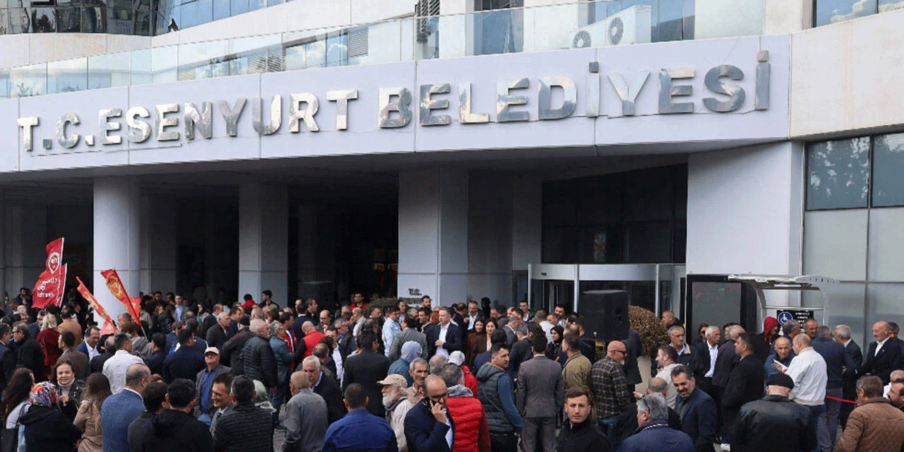 Esenyurt Belediyesi'nde kıyım sürüyor: 3 kişi daha görevden alındı