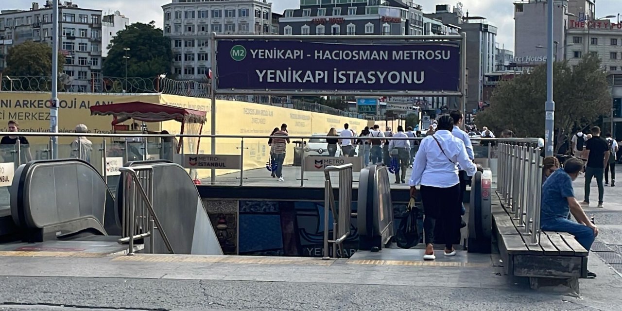 M2 Yenikapı-Hacıosman Metro Hattı'nda yangın! Yenikapı İstasyonu kapatıldı: Metro İstanbul duyuru yaptı