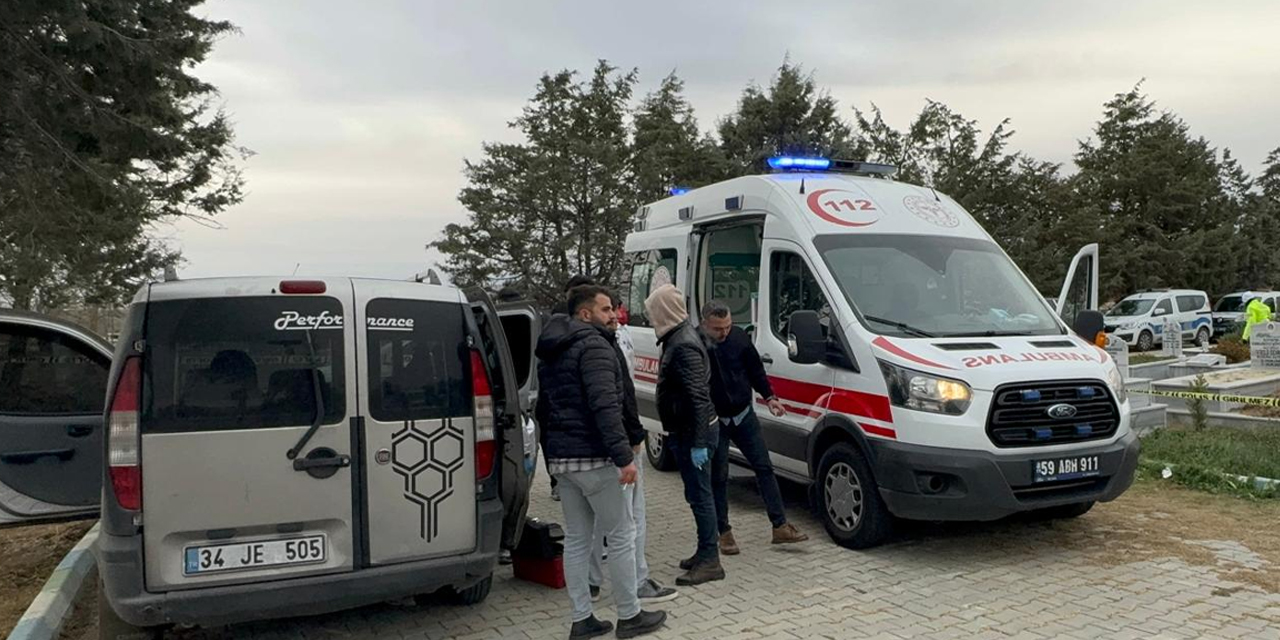 Tekirdağ'da mezarlıkta park halindeki araçta iki kuzenin cesedi bulundu