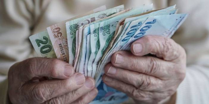 Emekli aylığı ödemelerinin tarihi değişti