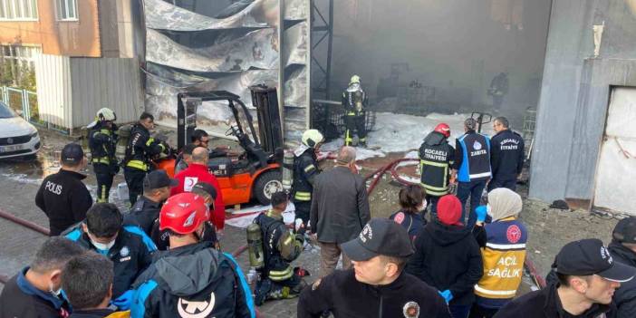Kocaeli'de parfüm deposunda yangın: 6 kişi hayatını kaybetti