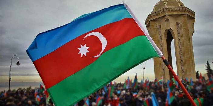 Azerbaycan’dan kritik karar: İran'daki diplomatlar geri çekildi