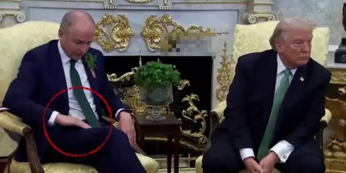 Beyaz Saray’da ilginç anlar: İrlanda Başbakanı'nın Trump'la görüşmesi sırasındaki hareketi sosyal medyayı salladı