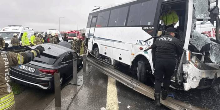 İstanbul'da büyük kaza: Şehit olduğu açıklanan polis kalp masajıyla hayata geri döndürüldü! 30 yaralı