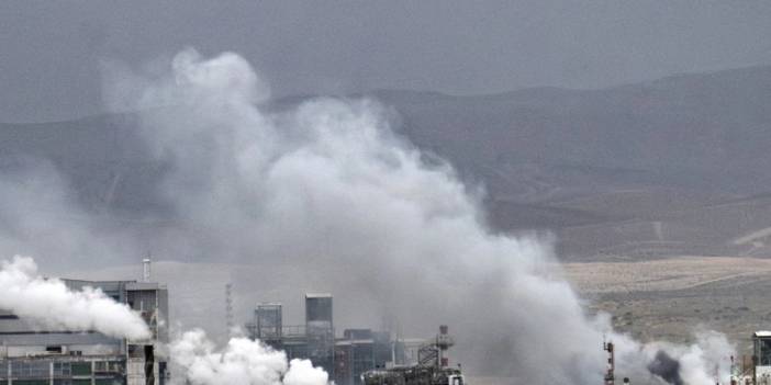 İran’dan Körfez’e İHA saldırıları: Kuveyt ve Bahreyn’de yangın