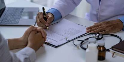 29 Ekim’de eczaneler, sağlık ocakları ve hastaneler açık mı? İşte resmi tatil çalışma düzeni