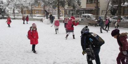 Eğitime kar engeli: Nevşehir'de okullar tatil edildi