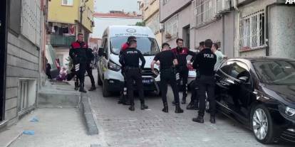 Beyoğlu’nda kardeşlerin kavgası kanlı bitti: Önce öldürdü ardından intihar etti