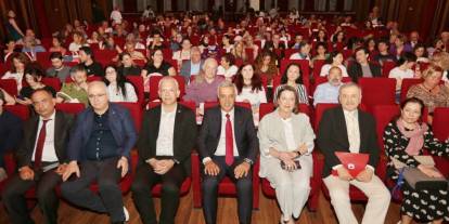 Bursa Büyükşehir Belediyesi'nden Nâzım Hikmet anısına sempozyum