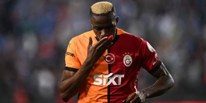 Galatasaray’da Osimhen tarihe geçti!